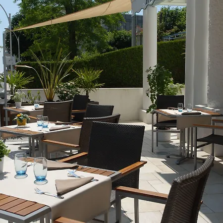 Lutetia & Hotel 3*