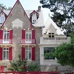 Otel Lutetia & 3*