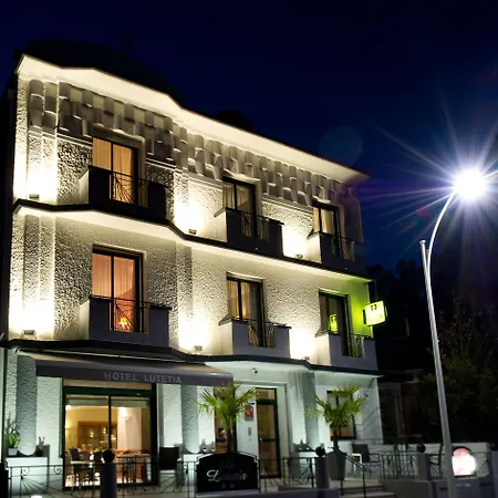 鲁特蒂亚spa酒店 3* La Baule